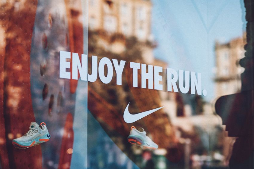 Dressed nike sporty look enjoy the run