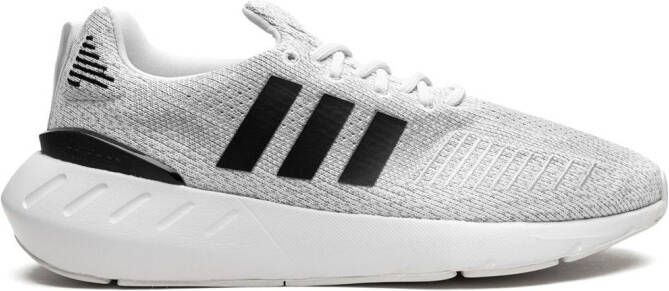 Adidas NMD_R1 low-top sneakers Black - Picture 2