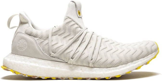 Adidas x Pharrell Williams x N.E.R.D NMD Hu Race Trail "Homecoming" sneakers White