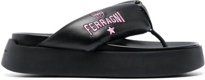 Chiara Ferragni quilted flatform flip flops Black