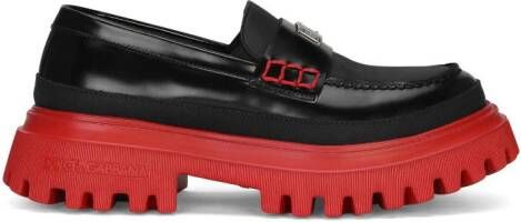 Dolce  Gabbana Kids logo-plaque leather loafers Black