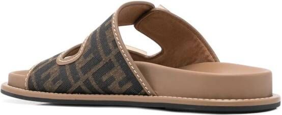 FENDI logo-print leather sandals Green
