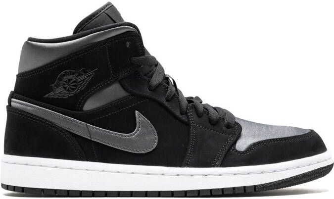 Jordan air 1 Mid Se nylon black grey