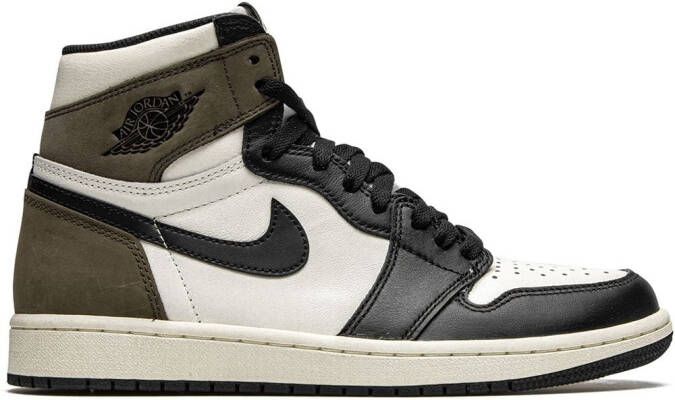 Jordan Air 1 Retro High OG "Dark Mocha" sneakers White
