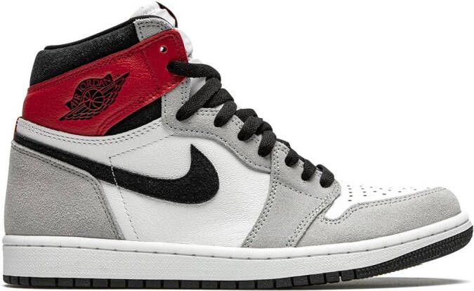 Jordan Air 1 Retro High OG "Light Smoke Grey" sneakers