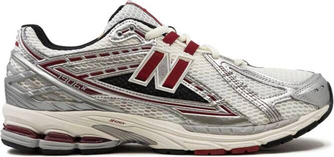 New Balance 1906R "SILVER METALLIC"