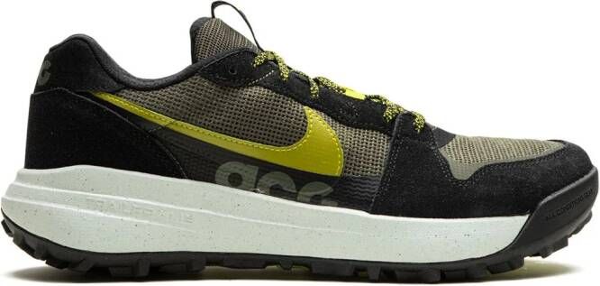 Nike ACG Lowcate sneakers Green
