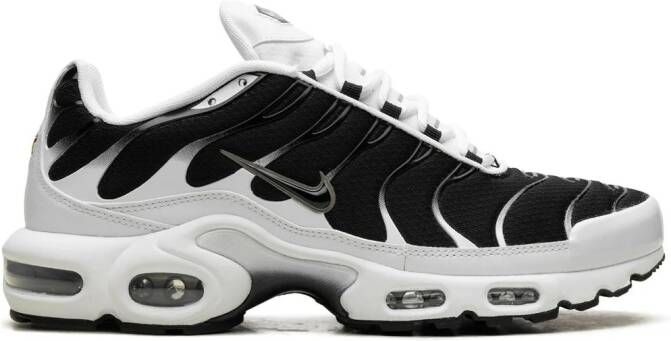 Nike Air Max Terrascape Plus "Triple Black" sneakers