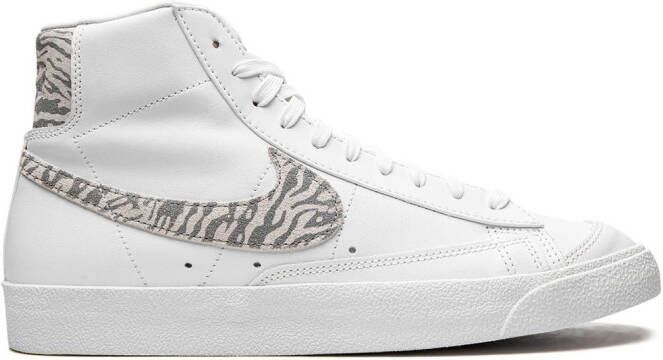 Nike Air Force 1 Low "Athletic Club Marina Blue" sneakers White - Picture 3