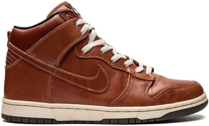 Nike Dunk Low Pro "Light Stone Varsity Red" sneakers Grey
