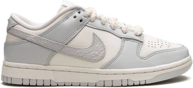 Nike Dunk Low Retro "Black Green Glow" sneakers - Picture 3