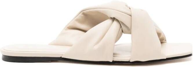 Studio Amelia Pillow Loop flat sandals Neutrals
