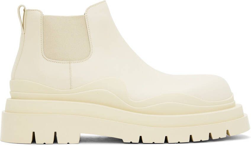 Bottega Veneta Black  Burgundy Tire Chelsea Boots - Picture 2