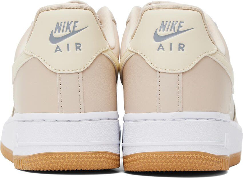 Nike White Air Force 1 '07 Sneakers
