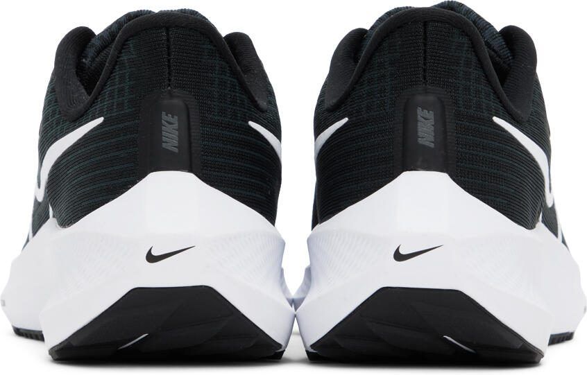 Nike Black  White Air Zoom Pegasus 39 Sneakers