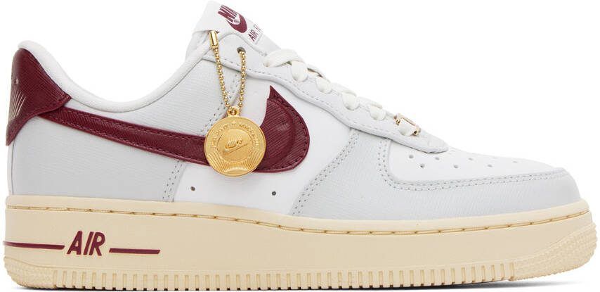 Nike White  Gray Air Force 1 '07 SE Sneakers - Picture 5