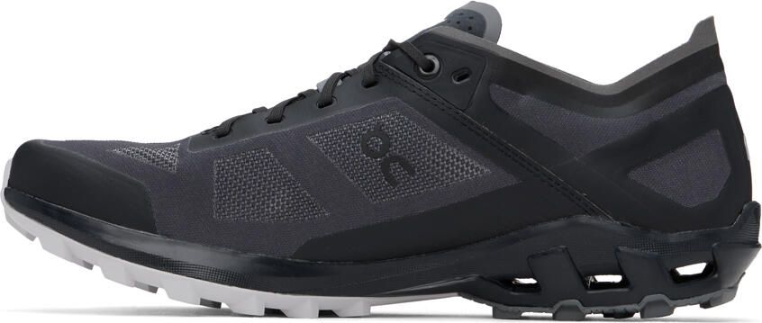 On Black  Gray Cloudventure Peak 3 Sneakers - Picture 3