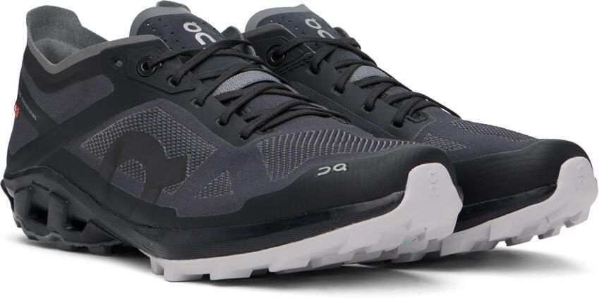 On Black  Gray Cloudventure Peak 3 Sneakers - Picture 2