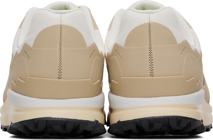 VEJA Beige Fitz Roy Sneakers