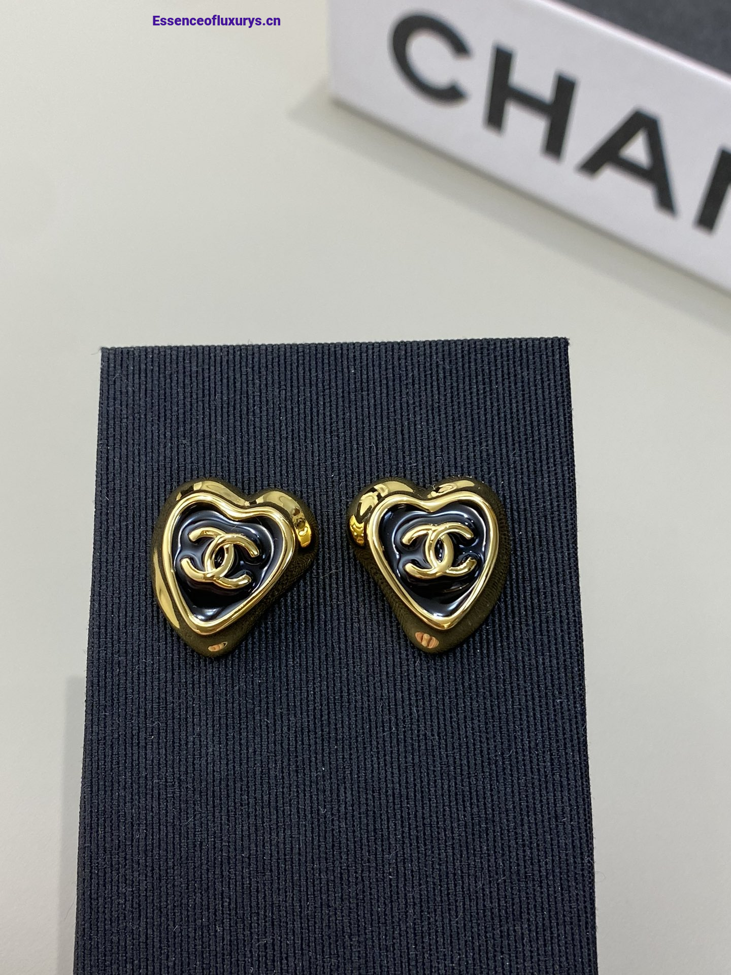 Chanel CC Heart Earring Black Gold