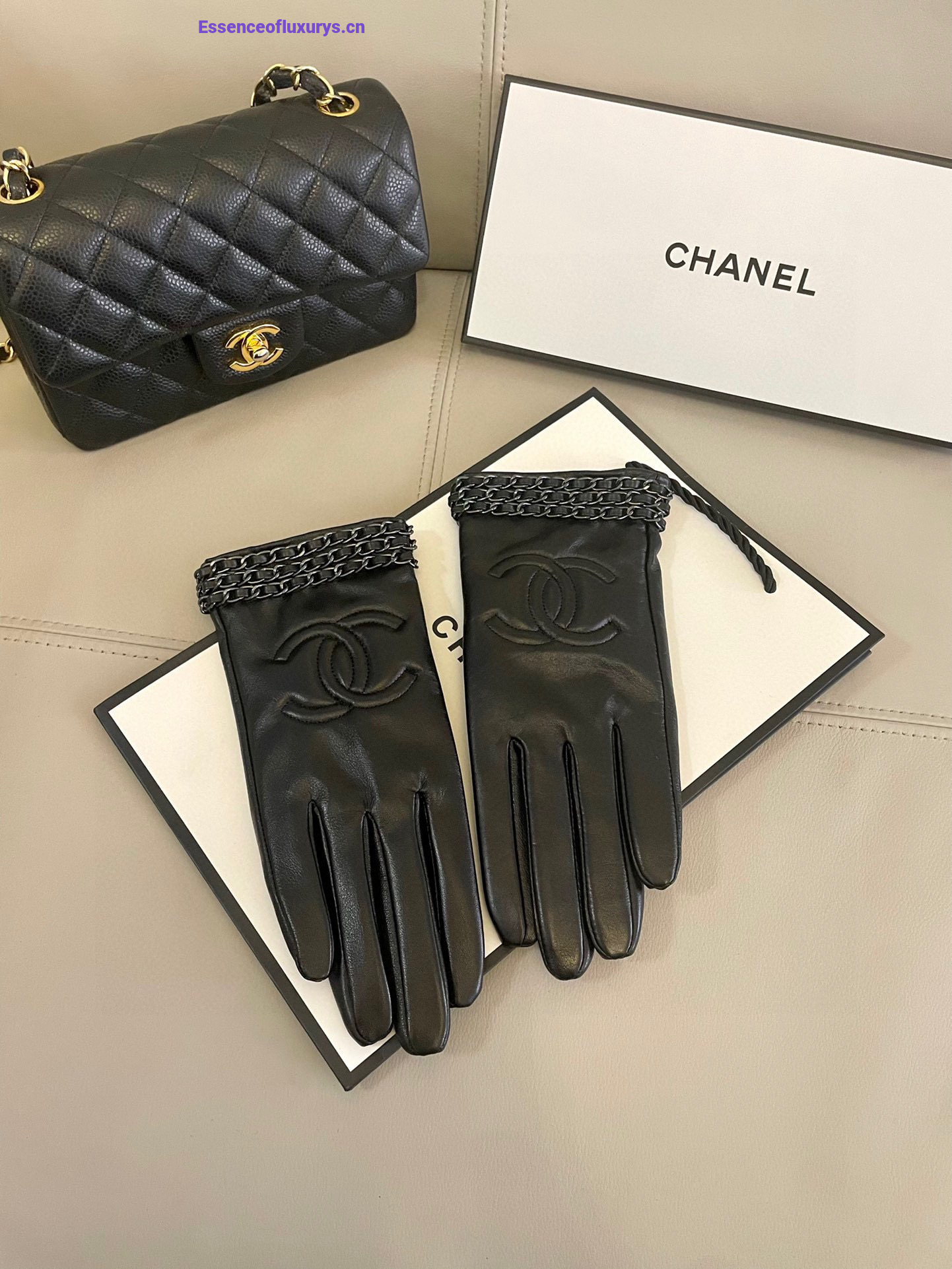 Chanel Coco CC Logo Black Leather Gloves