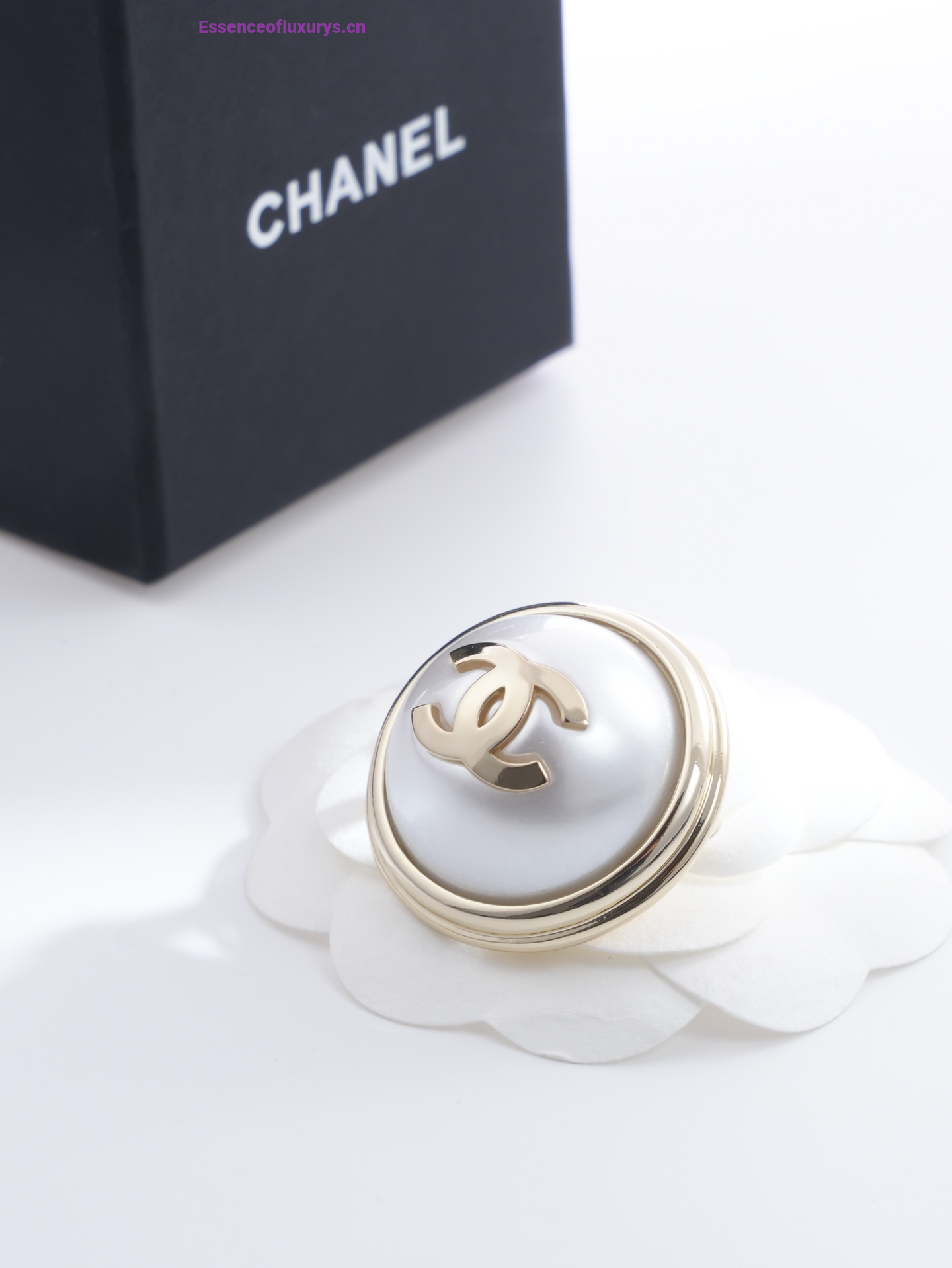Chanel CC Logo Round Brooch
